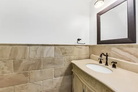 4408 Mildred Street Bellaire TX 77401