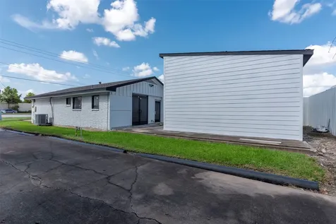 2003 Highway 90 A Missouri City TX 77489