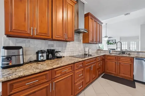 12727 Ashford Knoll Drive Houston TX 77082