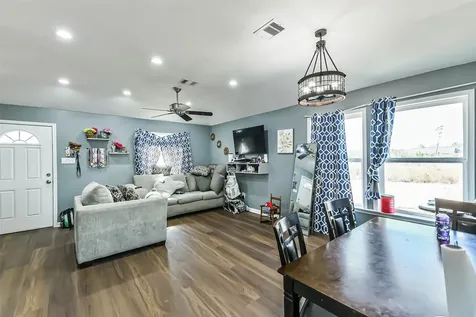 165 Road 5215 Cleveland TX 77327