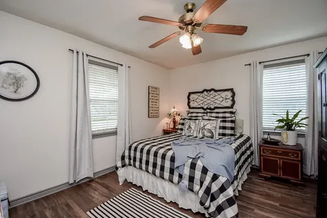 4427 County Road 382 Louise TX 77455