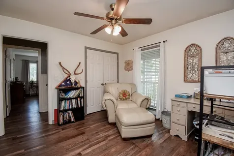 4427 County Road 382 Louise TX 77455