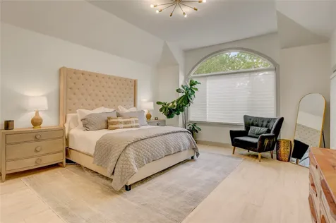 18 Dartmoor Court Sugar Land TX 77479