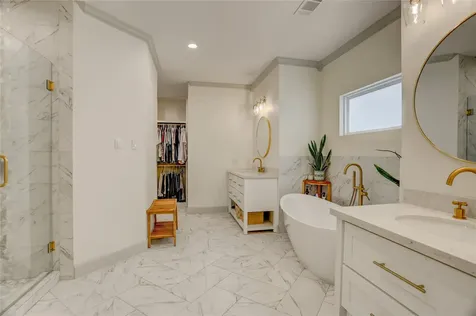 18 Dartmoor Court Sugar Land TX 77479