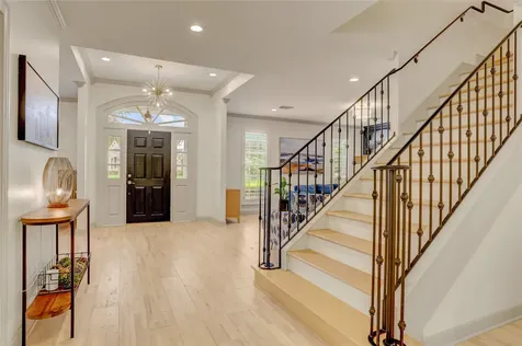 18 Dartmoor Court Sugar Land TX 77479