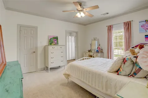 18 Dartmoor Court Sugar Land TX 77479