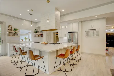 18 Dartmoor Court Sugar Land TX 77479