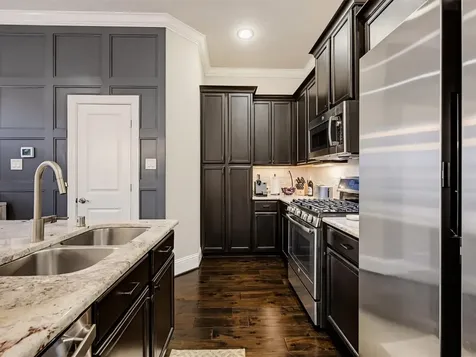8418 Oak Leaf Point Drive Houston TX 77055