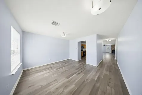 627 Regal Hollow Lane Houston TX 77073