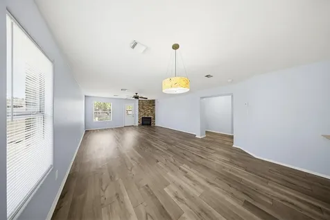 627 Regal Hollow Lane Houston TX 77073