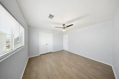 627 Regal Hollow Lane Houston TX 77073