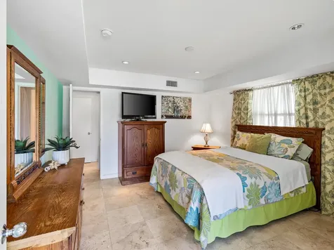 432 Glen Cove Street Kemah TX 77565