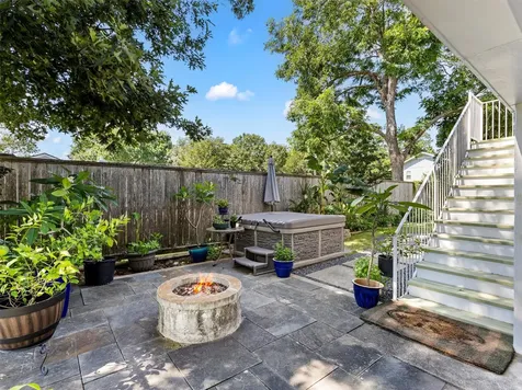 432 Glen Cove Street Kemah TX 77565