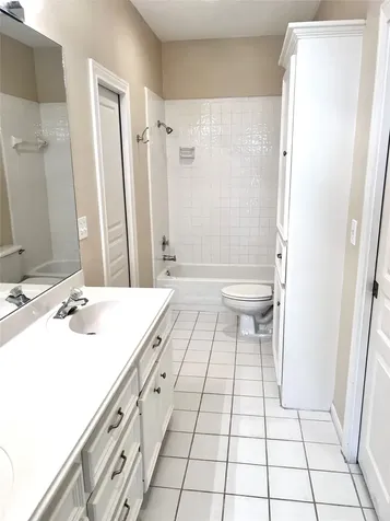 807 Kipp Avenue A Kemah TX 77565