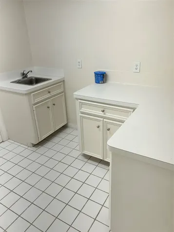 807 Kipp Avenue A Kemah TX 77565