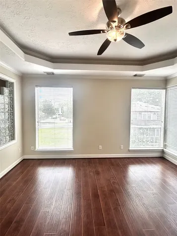 807 Kipp Avenue A Kemah TX 77565