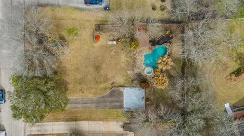 503 Independence Drive Friendswood TX 77546