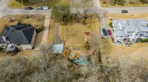 503 Independence Drive Friendswood TX 77546