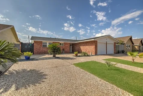 3415 80th Street Galveston TX 77551