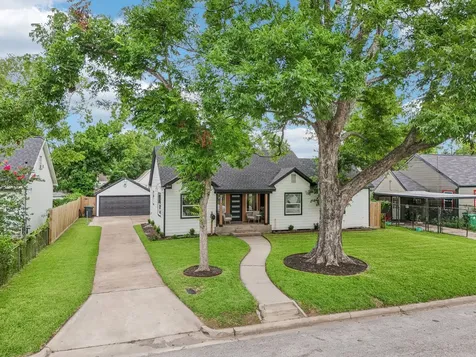 1005 Sue Street Houston TX 77009