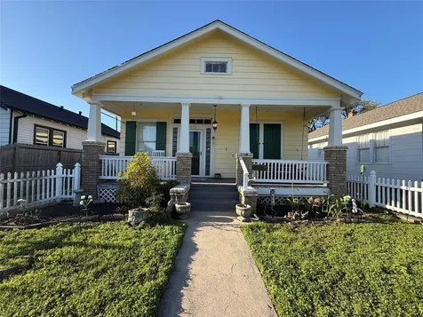 4416 Avenue R Galveston TX 77550