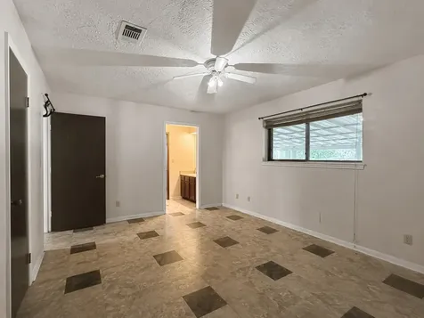 1576 County Road 614 Dayton TX 77535