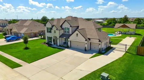 15211 Icet Creek Avenue Mont Belvieu TX 77523