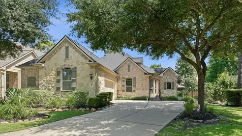 10 Little Falls Place Tomball TX 77375