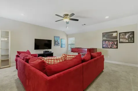 10 Little Falls Place Tomball TX 77375