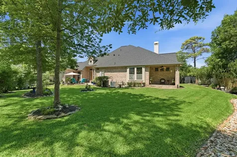 10 Little Falls Place Tomball TX 77375