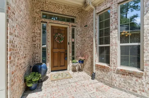 10 Little Falls Place Tomball TX 77375