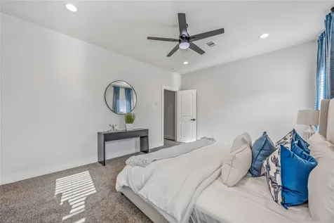 13134 Perennial Springs Drive Houston TX 77048