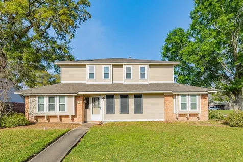 52 S Bachelor Button Street Lake Jackson TX 77566