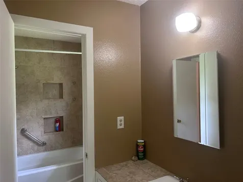 279 4th Street N Van Vleck TX 77482