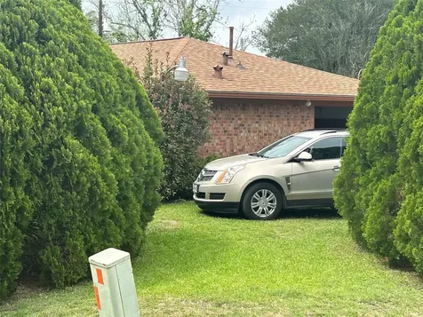 279 4th Street N Van Vleck TX 77482