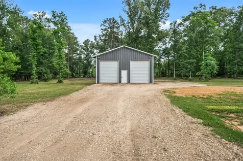 351 Oak Knoll Road Cleveland TX 77328