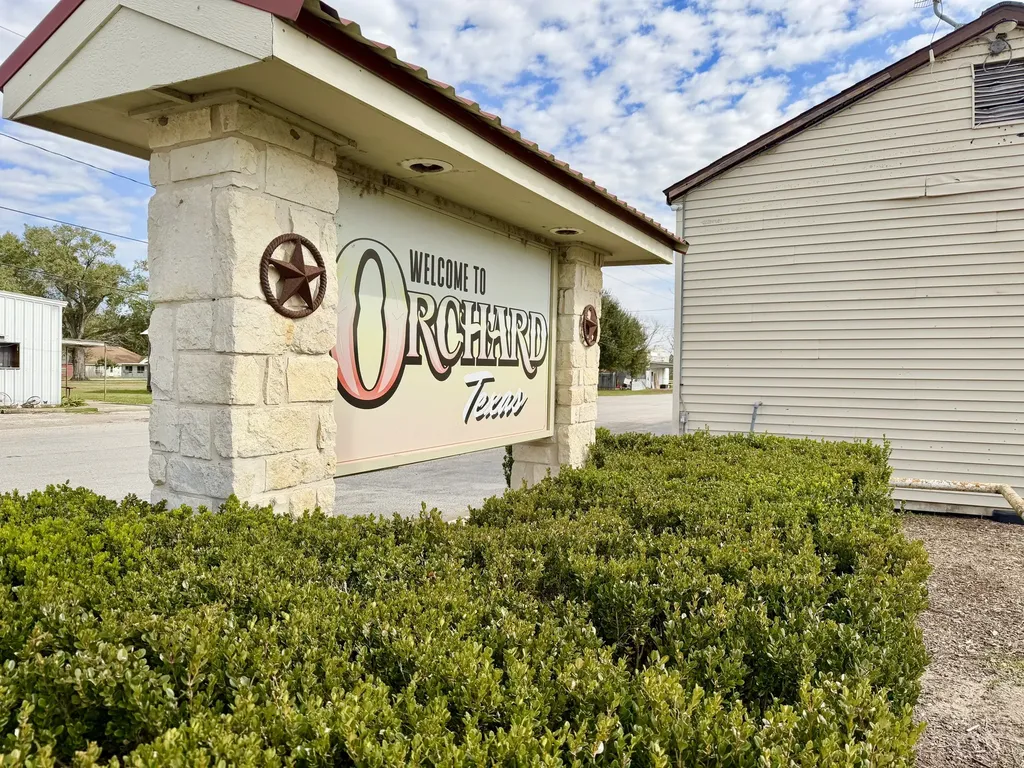9422 Galveston Street Orchard TX 77464