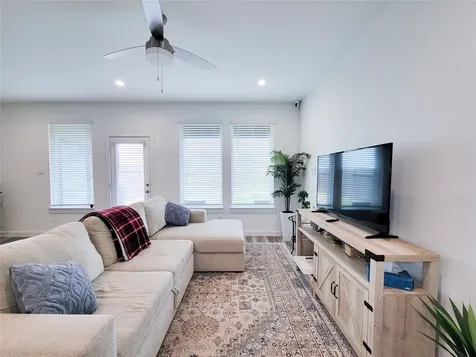 3223 Creston Gate Drive Houston TX 77047