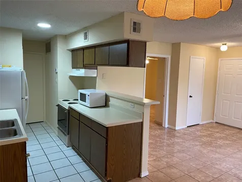 2750 Holly Hall Street 117 Houston TX 77054