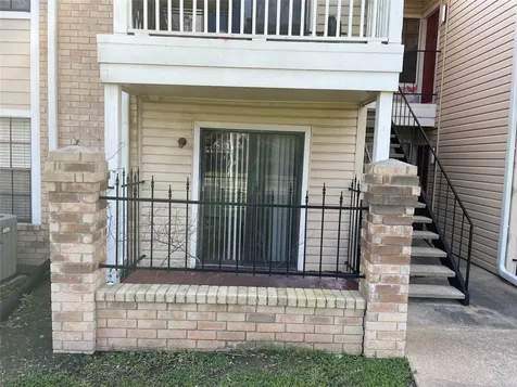 2750 Holly Hall Street 117 Houston TX 77054