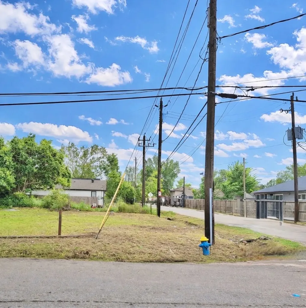 6427 Morrow Street Houston TX 77091