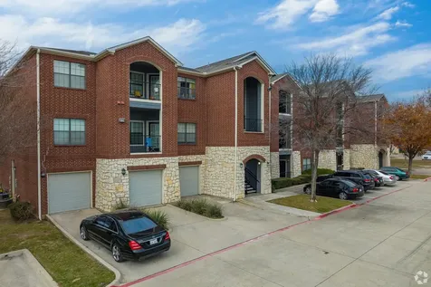 1350 Skyline Road Grand Prairie TX 75051