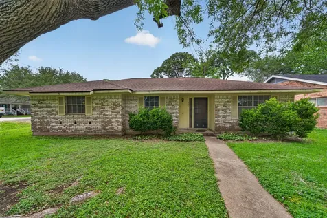 301 Moody Avenue League City TX 77573