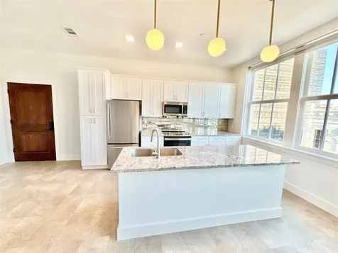 2102 Mechanic Street 301 Galveston TX 77550