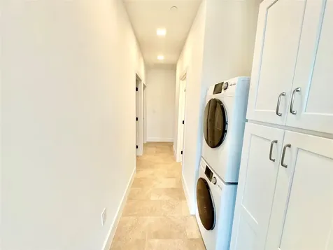 2102 Mechanic Street 301 Galveston TX 77550