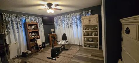 1206 Nelson Street Yoakum TX 77995