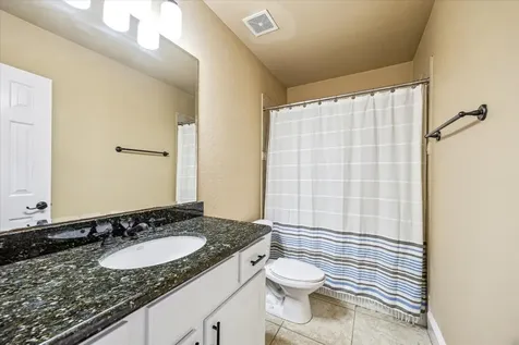 210 Grove Street Houston TX 77020
