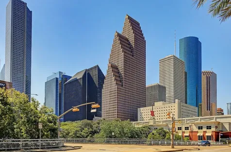 210 Grove Street Houston TX 77020