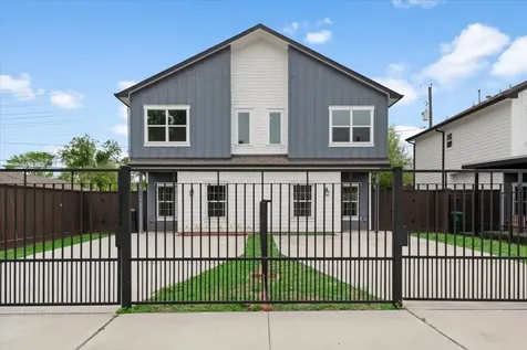 2202 Lynnfield Street B Houston TX 77093