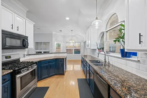11014 Creekline Glen Court Cypress TX 77429